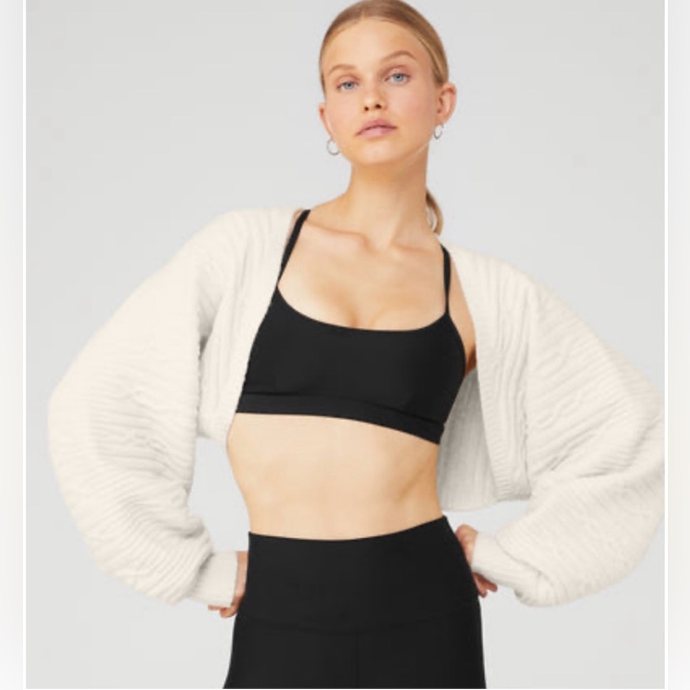 Alo Shrug